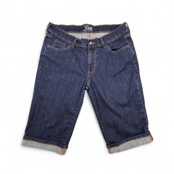 Old Navy The Diva Blue Denim Bermuda Shorts Cuffed Hem Women's 10 Tall - Picture 1 of 4
